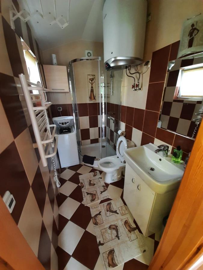 Domek Drewniany Na Wiejskiej Lubiatowo  Exterior foto